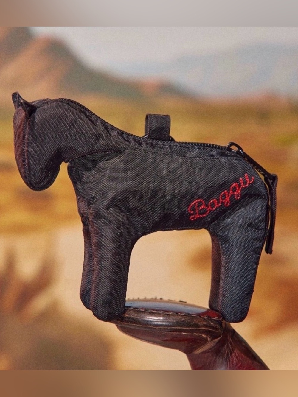 NWT BAGGU black horse with red embroidered horse bag charm / NEW - Picture 15 of 16